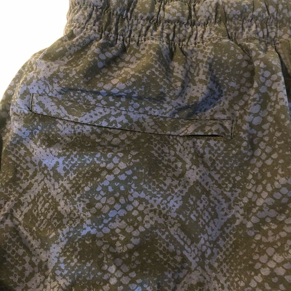 Athleta Brooklyn Python Jogger - Picture 7 of 12